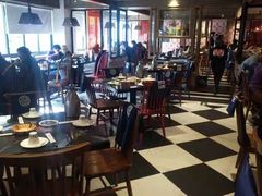 大堂-江边城外烤全鱼(方庄时代购物中心店)