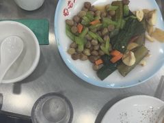 -屯老二农家铁锅炖·行业领军者(梅江店)