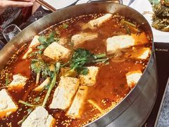 凯里酸汤鱼火锅锅底-泉味道贵州厨房(三里河店)