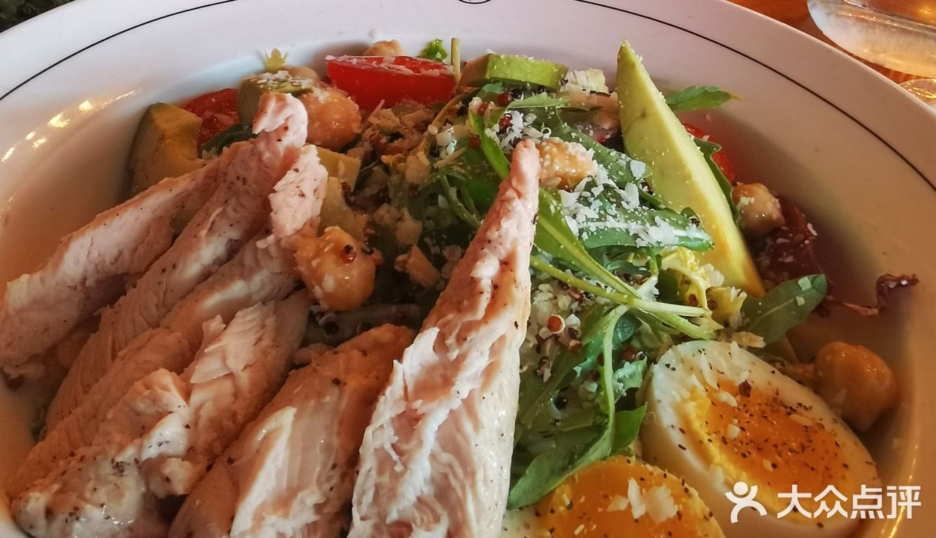 中午开始就在营业了。下午人不是特别多