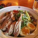 中午开始就在营业了。下午人不是特别多