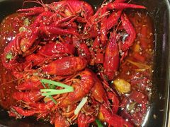 麻辣小龙虾-馋嘴猫北京食堂·烤鸭·宵夜(亚运村店)