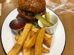 -HELLO 27 意面·沙拉·帕尼尼