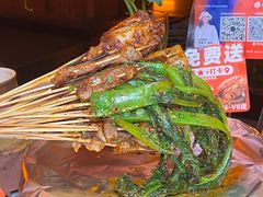 -何师烧烤Pro ·小龙虾·江湖川菜·精酿啤酒(太古里店)