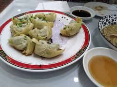 生煎馄饨-小实惠嘉(威海路店)