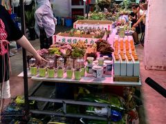 -花鸟鱼虫鲜花绿植市场(玉泉路店)