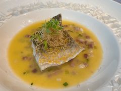 -弦月窗LUNETTE BY AMANDA(复兴路店)