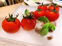 番茄脆菇沙拉-小大董·烤鸭(凤凰汇店)