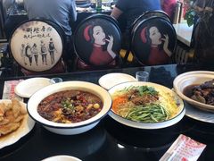 -老码头黑皮肘子锅包肉(文政街店)