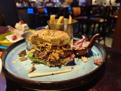 香浓蘑菇牛肉汉堡-blue frog蓝蛙(长泰广场店)