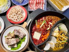 -沸炉重庆老火锅(军事博物馆店)