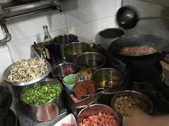 -何记酿皮店(西流湾店)