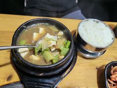 -故乡家韩国料理(丹东街店)