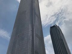 外景-广州周大福金融中心