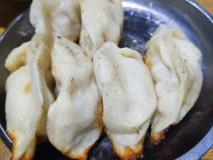 -黄阿姨锅贴大王(万航渡路店)