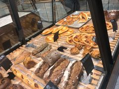 -Dough&Joe团憩(瑞虹天地月亮湾店)