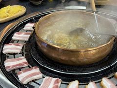 -阿山卓·野生菌火锅·纳西火塘烤肉