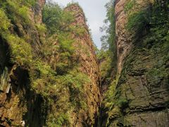 -龙潭大峡谷