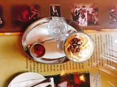 热巧-纽约咖啡馆