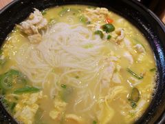 -胖子鱼粉(采霞街店)