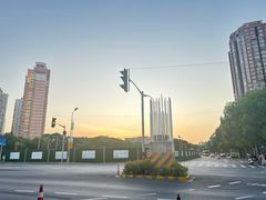 -海底捞火锅(莘松路店)