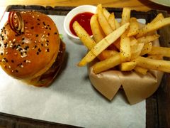 特制牛肉汉堡-EN SPACE恩空间