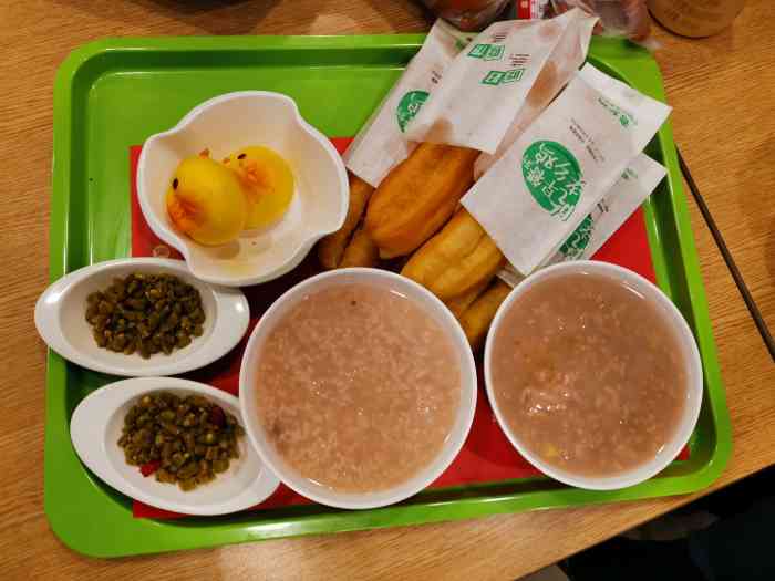 老乡鸡(石河高中店)-"好吃干净卫生吃了放心.外卖比较快.服务比.