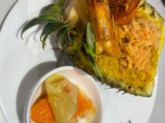 菠萝海鲜炒饭-美奈小馆·越南料理(中航城君尚购物中心店)