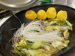 -粘豆包柴火铁锅炖