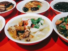 -蓝田九大碗民俗食府(蓝田店)
