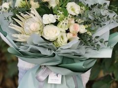 -亭亭鲜花店(中山北路店)