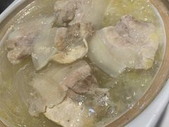 -老码头黑皮肘子锅包肉(文政街店)