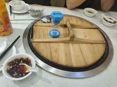 -鲁员外地锅鸡地锅鱼(古墩路店)