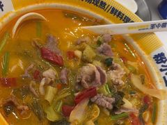 -粉小主·贵州酸汤牛肉粉(南京仙林金鹰店)