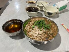 -正宗杨记普洱酸醋米线(总店)