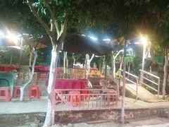 -深圳市大鹏新区华记山海农庄餐厅