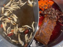 -憨铁匠老火锅(龙岗万科里店)