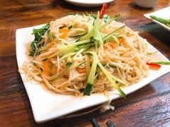 -农夫大盘鸡(经八路总店)