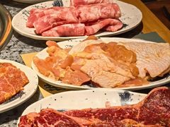 -阪尚皇·原切牛排·烤肉火锅自助(北京路店)