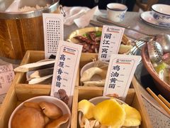 -阿婆情腊排骨火锅(金虹路店)