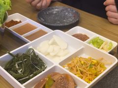 -弘彩英·烤牛舌·年糕火锅(蓝色港湾店)