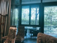 -宝界普菲特湖畔酒店