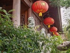 -龙华寺