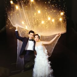 点击看大图 -挪娅婚纱摄影皇家会所