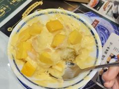 -广信牛奶甜品世家(台东店)