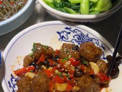 -偶屋里钵少爷(时代广场店)