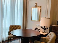 -广州富力丽思卡尔顿酒店