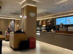 -星巴克臻选(上海中环广场2F店)