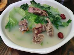 咸猪骨煲淋大芥菜-石岐乳鸽村(南海第三分店)