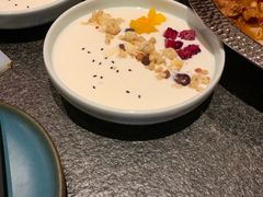 金桃酸奶-丝路金桃·新疆菜(徐汇店)